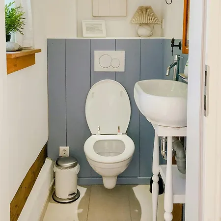 Cozy Forest Near Klingen Trail Semesterbostad Solingen