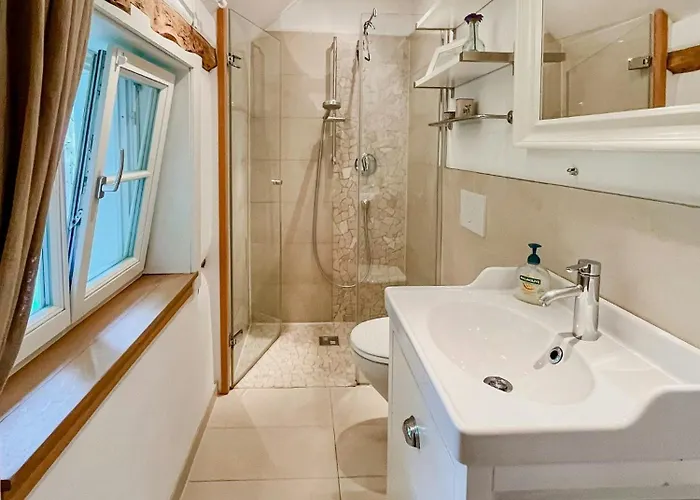 Cozy Forest Near Klingen Trail * 졸링겐